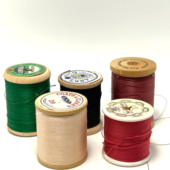 Vintage Thread On Wooden Spools Lot Of 24 Large And 8 Small Spools - Picture 7 of 11